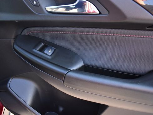 Used 2022 Chevrolet TrailBlazer RS image 12