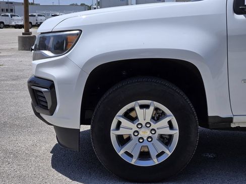 Used 2022 Chevrolet Colorado LT w/ Fleet Safety Package RWD image 8