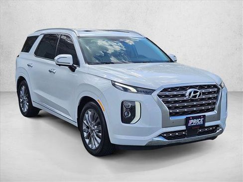 Used 2020 Hyundai Palisade Limited image 3