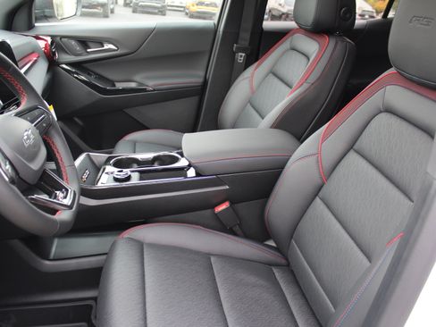 New 2026 Chevrolet Equinox RS w/ Convenience Package III image 9