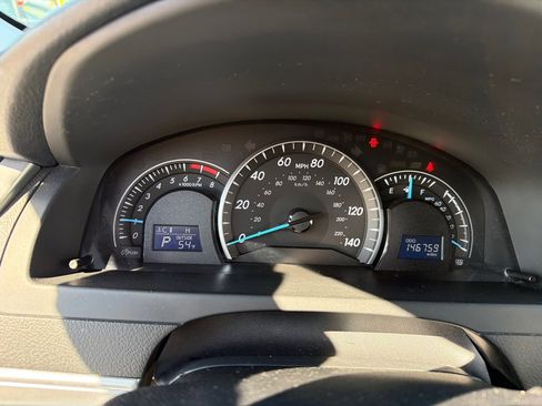 Used 2012 Toyota Camry LE image 26