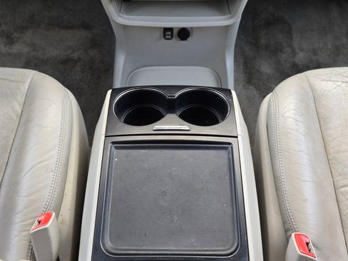 Used 2013 Toyota Sienna LE FWD image 18