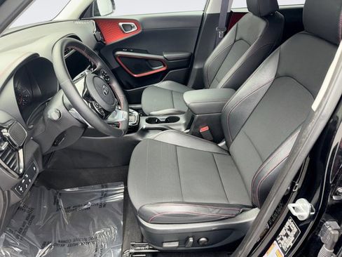 Used 2021 Kia Soul Turbo image 11