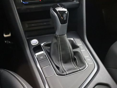 Used 2023 Volkswagen Tiguan SE R-Line FWD image 20