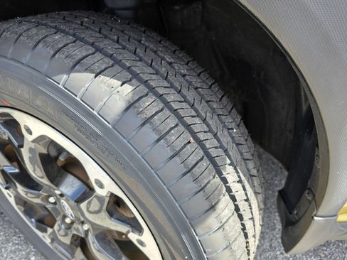 Certified 2023 Subaru Crosstrek 2.0i image 29