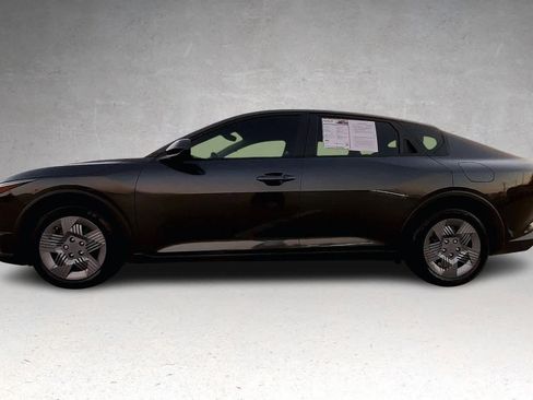 Certified 2025 Kia K4 LX image 3