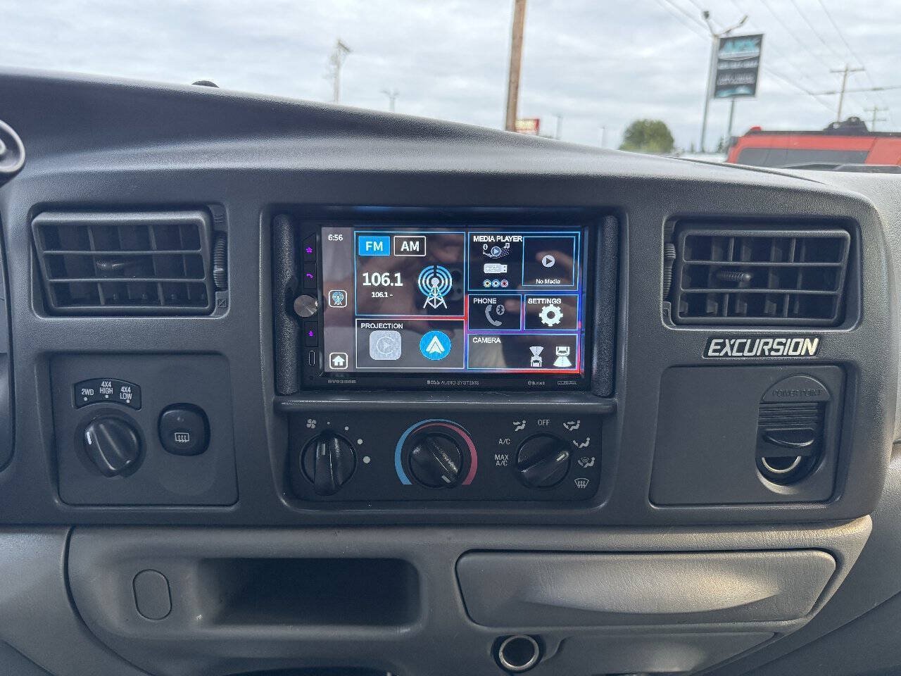 Used 2003 Ford Excursion XLT AWD/4WD image 36