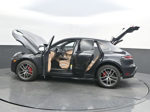 New 2026 Porsche Macan S image 39