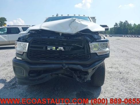 Used 2022 RAM 3500 Tradesman w/ Safety Group image 7
