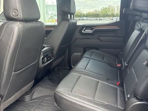 Used 2025 GMC Sierra 1500 Denali w/ Denali Reserve Package AWD/4WD image 11