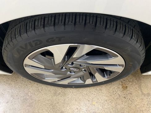 Used 2024 Subaru Legacy Limited AWD/4WD image 20