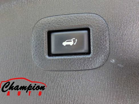 Used 2019 Nissan Armada SL w/ Premium Package AWD/4WD image 17