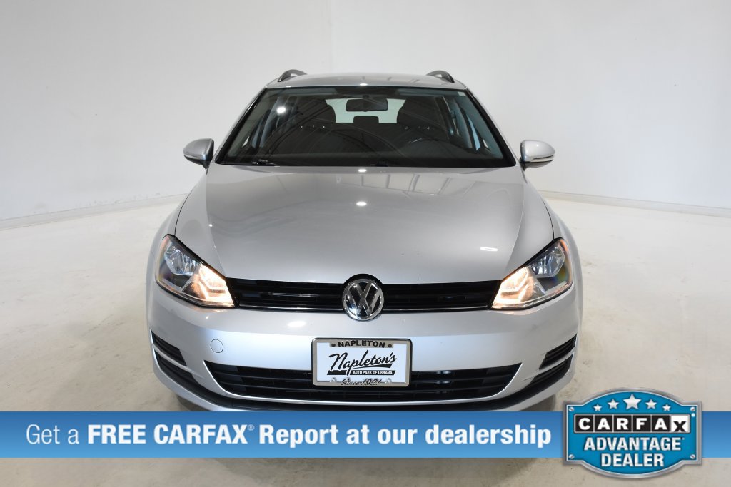 Used 2017 Volkswagen Golf S FWD image 2