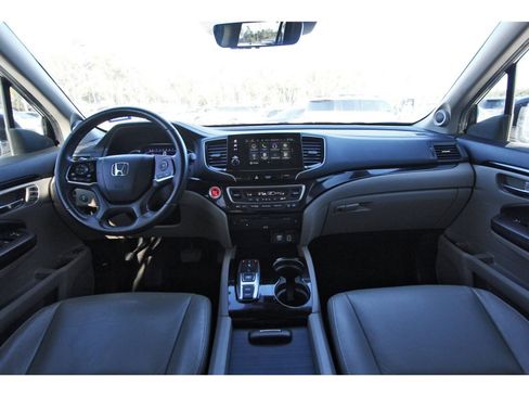 Used 2021 Honda Pilot Touring image 15