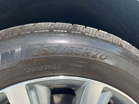 Used 2016 Land Rover Range Rover HSE image 32