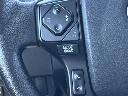 Used 2023 Toyota Tacoma SR image 12