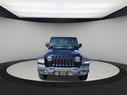 Used 2021 Jeep Wrangler Unlimited Sport image 3