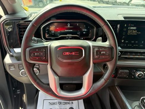 Used 2023 GMC Sierra 1500 SLT w/ SLT Premium Plus Package AWD/4WD image 17