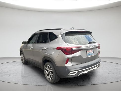 Used 2022 Kia Seltos EX AWD/4WD image 5