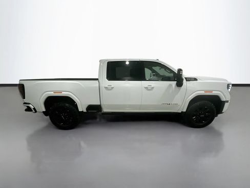 Certified 2026 GMC Sierra 2500 AT4 w/ AT4 Premium Plus Package AWD/4WD image 8