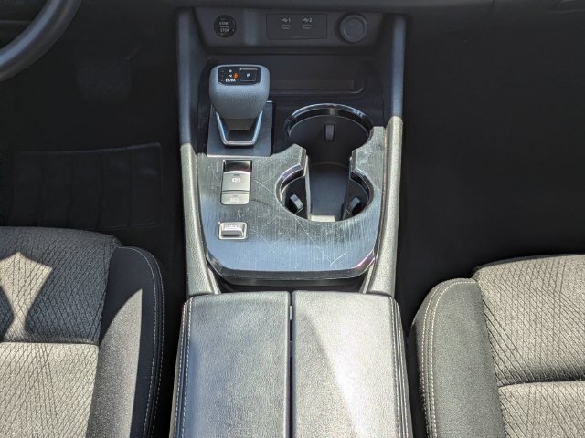 Used 2024 Nissan Rogue SV FWD image 21