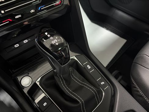 New 2026 Volkswagen Taos SEL image 23