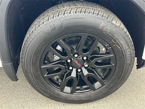 New 2026 GMC Sierra 1500 Elevation image 33