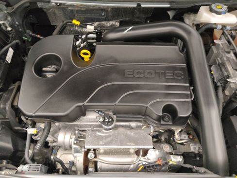 Used 2024 Chevrolet Equinox LT image 30