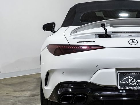 Used 2022 Mercedes-Benz SL 63 AMG 4MATIC image 40
