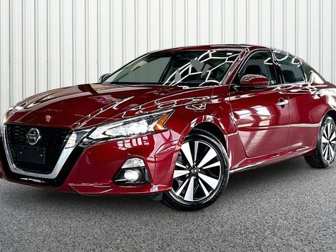 Used 2020 Nissan Altima 2.5 SV AWD/4WD image 3