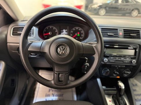 Used 2011 Volkswagen Jetta Sedan image 13