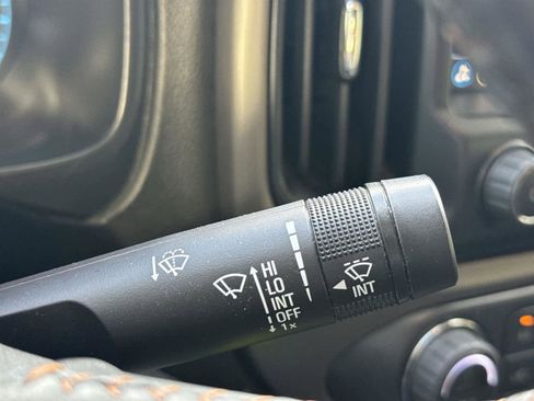 Used 2022 GMC Canyon AT4 w/ Trailering Package image 28