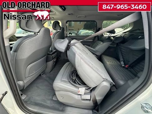 Used 2024 Kia EV9 Land AWD/4WD image 13