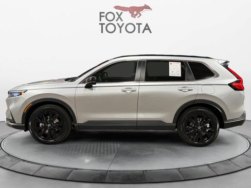 Used 2023 Honda CR-V Sport Touring image 3