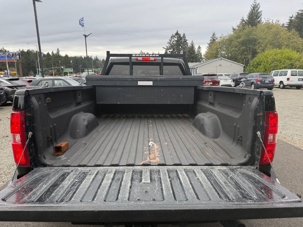 Used 2007 GMC Sierra 3500 SLT w/ Entertainment Package AWD/4WD image 23