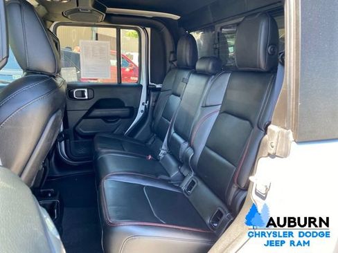 Used 2021 Jeep Gladiator Rubicon AWD/4WD image 24