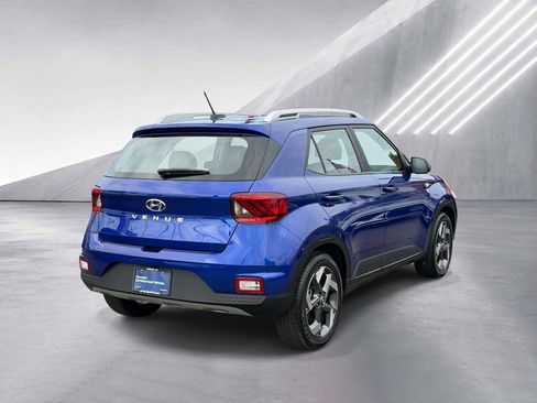 Certified 2023 Hyundai Venue SEL w/ Cargo Package FWD image 7