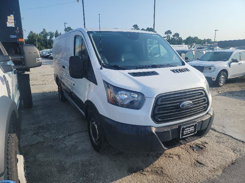 Used 2019 Ford Transit 150 130 Low Roof RWD image 2