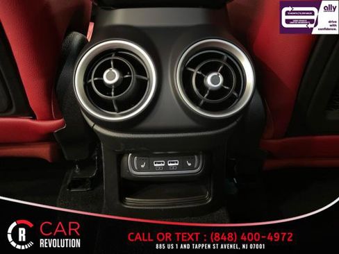 Used 2022 Alfa Romeo Stelvio Veloce image 37