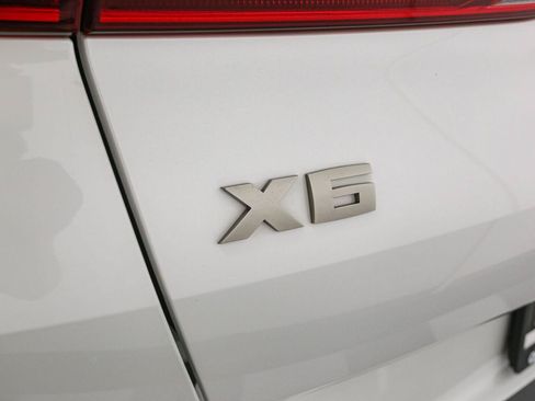 Used 2021 BMW X6 M50i w/ Executive Package AWD/4WD image 10