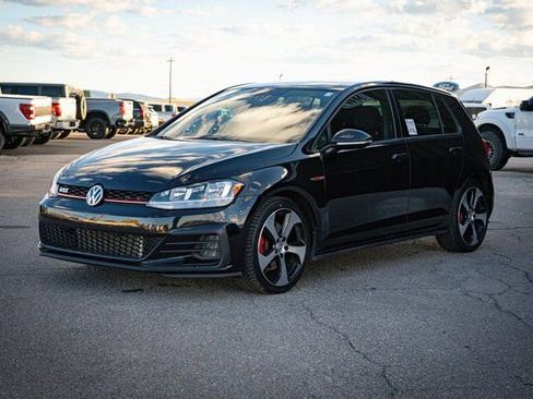 Used 2018 Volkswagen GTI S image 11