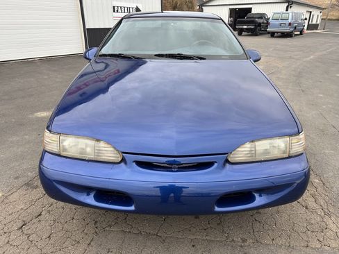 Used 1994 Ford Thunderbird LX image 8