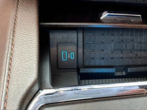 Used 2023 Ford Expedition King Ranch AWD/4WD image 18