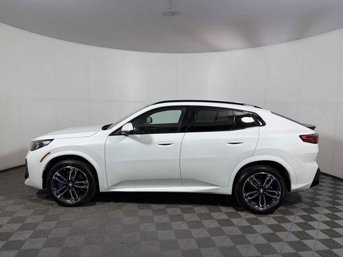 Used 2026 BMW X2 xDrive28i w/ M Sport Package AWD/4WD image 4