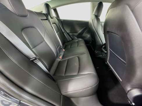 Used 2018 Tesla Model 3 Long Range RWD image 26