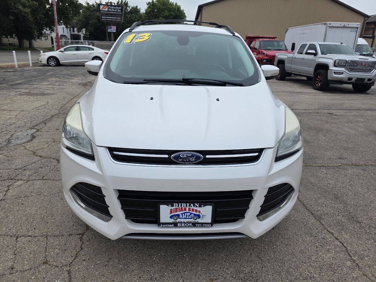 Used 2013 Ford Escape SEL FWD image 2