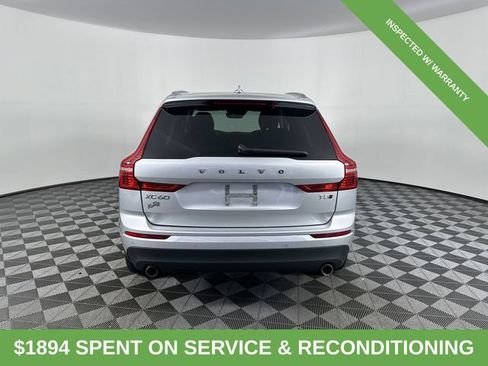 Used 2021 Volvo XC60 T5 Momentum w/ Climate Package AWD/4WD image 6