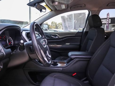 Used 2020 GMC Acadia SLE FWD image 14