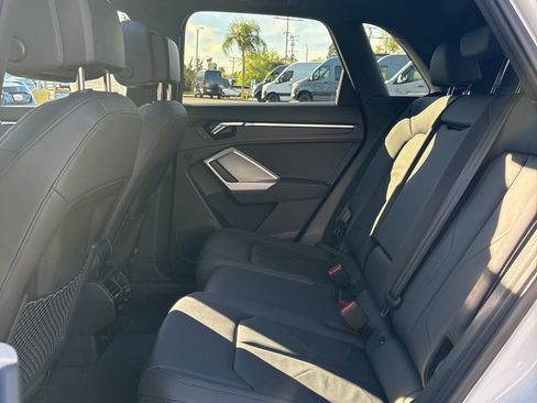 Used 2022 Audi Q3 2.0T Premium image 8
