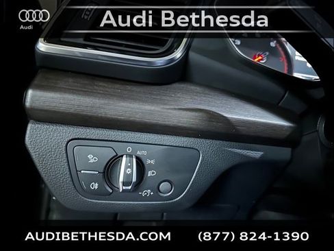 Used 2023 Audi Q5 2.0T Premium w/ Convenience Package image 15